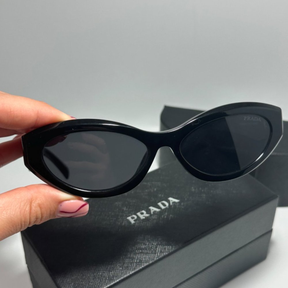 Authentic PRADA oval sunglasses black acetate women's sunglasses 54mm